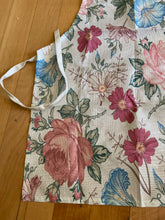 Load image into Gallery viewer, Floral Apron