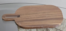Load image into Gallery viewer, Acacia Wood Oval Cutting & Serving Board with Handle image 3
