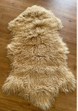 Load image into Gallery viewer, Tibetan Lamb Hide Caramel (Single)