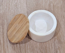 Load image into Gallery viewer, Spice Bottle White