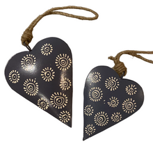 Load image into Gallery viewer, Swirl Heart