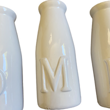 Load image into Gallery viewer, Browse our range of floral shabby chic homewares at Vivre, Nelson NZ