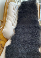 Load image into Gallery viewer, Tibetan Lamb Hide Black (Double)
