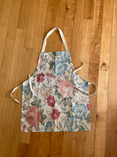 Load image into Gallery viewer, Floral Apron
