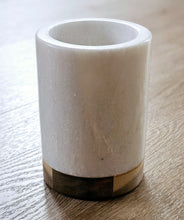 Load image into Gallery viewer, Marble Gargle Cup White
