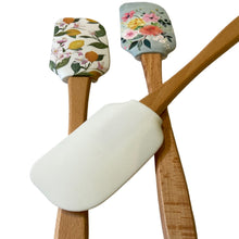 Load image into Gallery viewer, Floral spatulas for the shabby chic and country cottage kitchen, buy now at Vivre, Nelson, NZ
