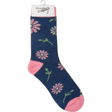 Load image into Gallery viewer, Box Sign and Socks for Mum You&#39;re the Mom everyone wishes they had, buy now at Vivre, Nelson, NZ
