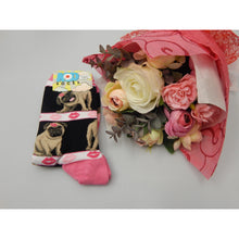 Load image into Gallery viewer, Pugs and Kisses Crew Socks
